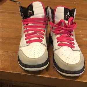 Nike AIR Jordan shoes. Size 5Y